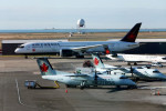 Air Canada shares sink after government aid takes discounted equity stake