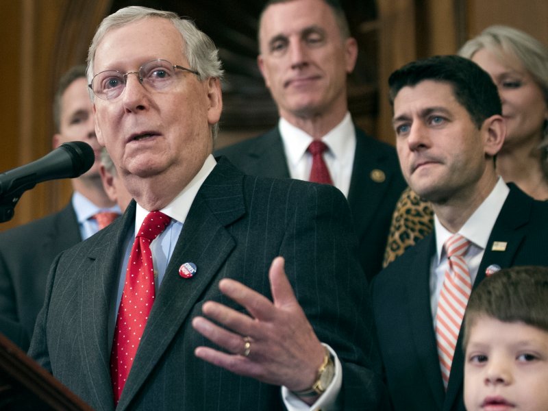 &copy; Cliff Owen)/AP Photo, Mitch McConnell, Tim Murphy, Paul Ryan