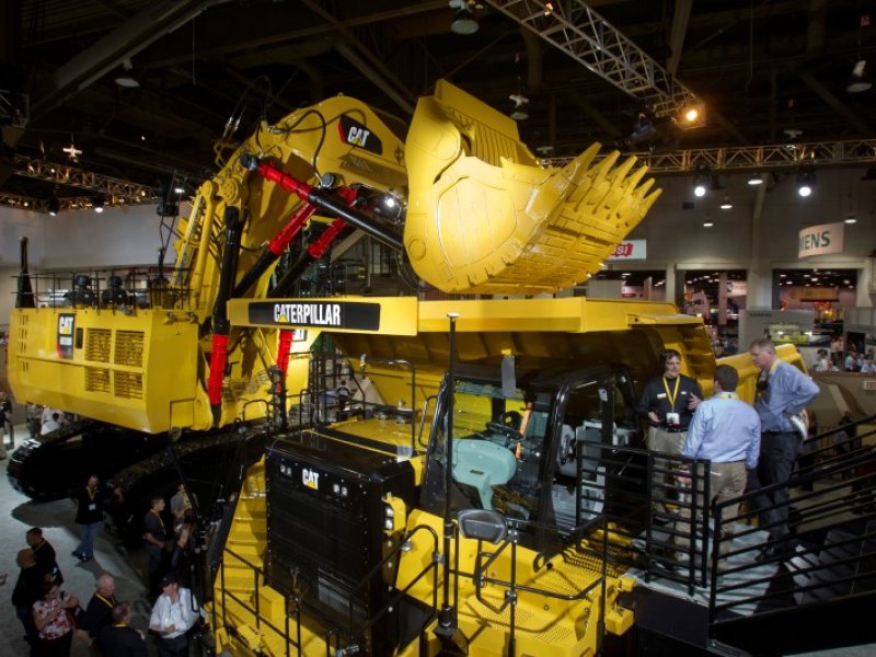 &copy; Thomson Reuters, Mining equipment is displayed at the Caterpillar booth during the MINExpo International 2012 trade show at the Las Vegas Convention Center in Las Vegas