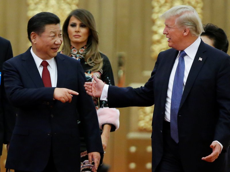 &copy; Reuters, Chinese President Xi Jinping meets with President Donald Trump.
