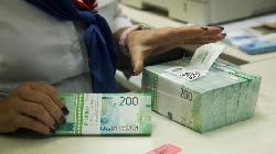 EMERGING MARKETS-Russian rouble lags EM peers after U.S. sanctions