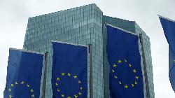UPDATE 2-European stocks close higher on positive data, reopening hopes