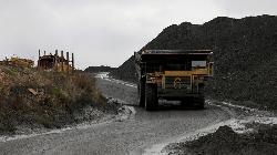 Indonesia raises 2021 coal output target to 625 mln tonnes -regulation