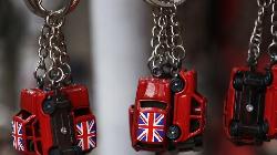 UPDATE 1-UK Stocks-Factors to watch on April 23