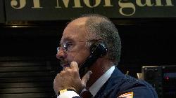 JPMorgan cuts emerging market currencies to 'underweight'