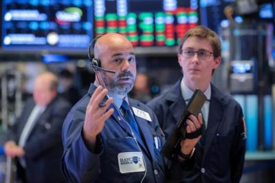 Sụt hơn 150 điểm, Dow Jones giảm mạnh nhất từ đầu tháng 6 đến nay