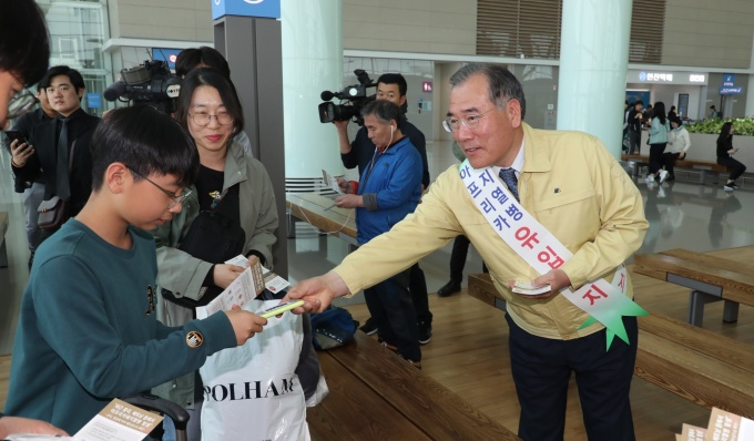 아프리카돼지열병 유입 차단…이개호 