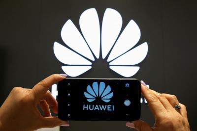 Huawei: Doanh số điện thoại thông minh ở Trung Quốc tăng nhờ khuyến mãi và tinh thần yêu nước
