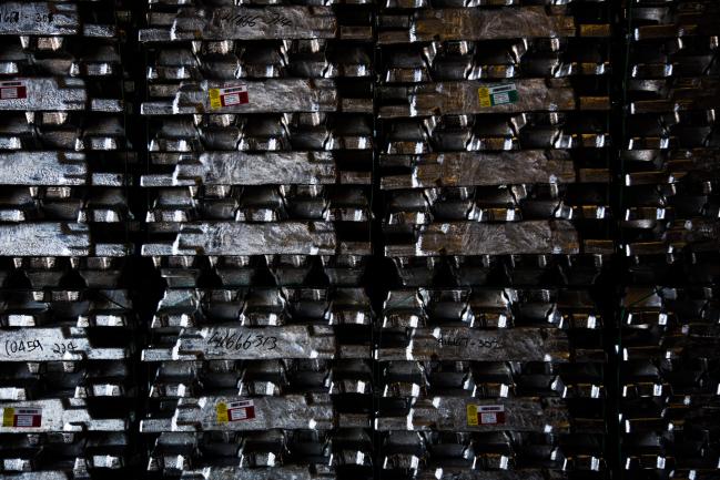 © Bloomberg. Aluminum ingots sit stacked in a warehouse at the Port of New Orleans in New Orleans, Louisiana, U.S., on Tuesday, Sept. 18, 2018. The U.S. Census Bureau is scheduled to release trade balance figures on October 5. Photographer: Alex Flynn/Bloomberg