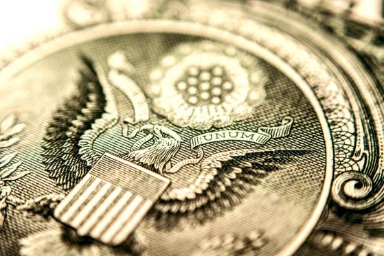  Dollar Weakness Helping Crypto Prices, Says eToro Analyst 