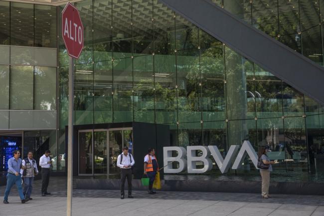 BBVA’s Mexico Resilience Helps Group Beat Profit Estimates