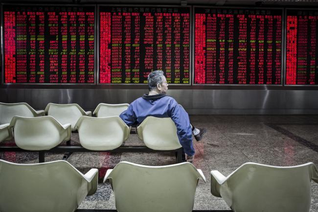 China A-H Share Gap Widens as Trade War Outcome Divides Traders