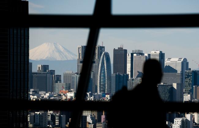 Green Boom May Limit Japan Bond Sale Slowdown After Record Year