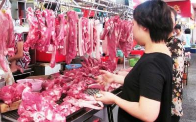 Nhiều tiểu thương ngưng bán thịt heo vì sức mua giảm