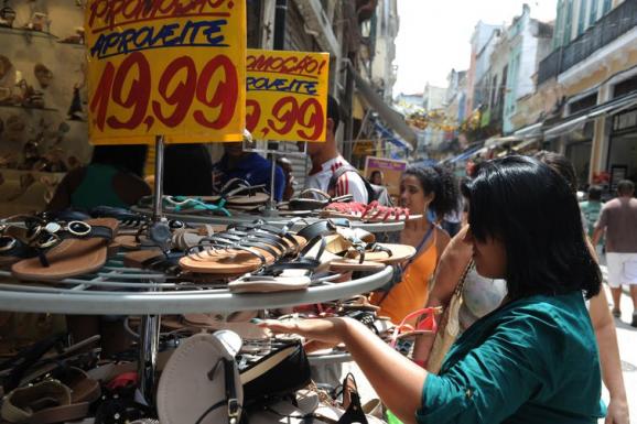 compras_de_natal_de_ultima_hora_saara_rj_0176.jpg/Agência Brasil/EBC