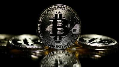 Mới vượt ngưỡng 14,000 USD không lâu, Bitcoin lại đột phá mốc 15,000 USD