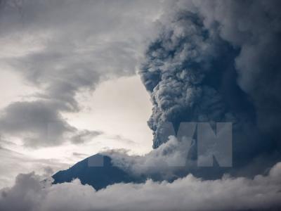 Đảo du lịch Bali thất thu 665 triệu USD do núi lửa phun trào