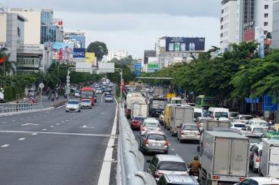 Monorail vào Tân Sơn Nhất có giải quyết được ùn tắc?