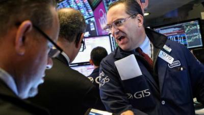Dow Jones giảm 2 phiên liền, làm đứt mạch 3 tuần tăng liên tiếp