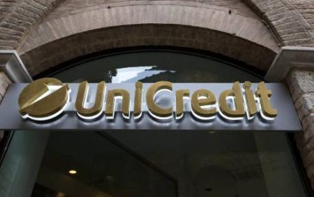 Kostenbesparingen UniCredit voor op schema