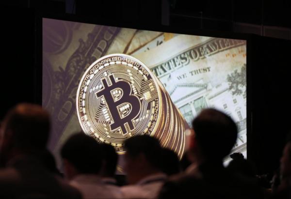 © Ansa. Bitcoin, nuovo record a 10.831 dollari