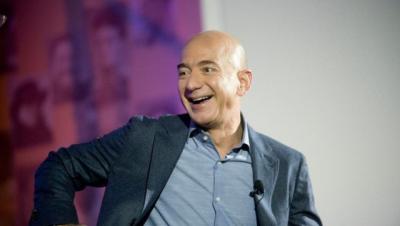 Cổ phiếu Amazon lập kỷ lục mới, Jeff Bezos 