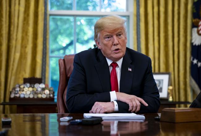 © Bloomberg. Trump speaks during an interview in the Oval Office on Aug. 30. Photographer: Al Drago/Bloomberg