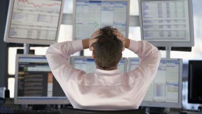 Vì sao Dow Jones lao dốc hơn 600 điểm?