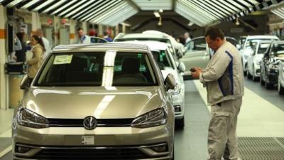 Financial Times: EU tính tổ chức đàm phán quốc tế để giảm thuế nhập khẩu xe hơi