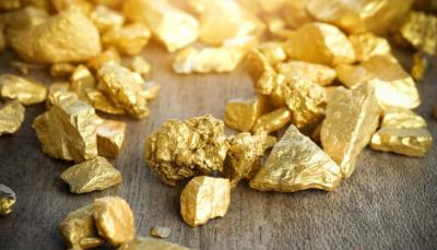 Vọt gần 8%/tháng, vàng thế giới đánh dấu tháng tăng mạnh nhất trong 3 năm