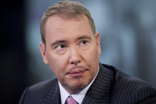 © Bloomberg. Jeffrey Gundlach, founder and chief executive officer of DoubleLine Capital LP, pauses during a television appearance in New York, U.S.