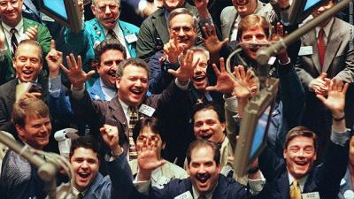Nhìn lại hành trình 120 năm để đạt cột mốc 25,000 điểm của Dow Jones