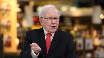 Warren Buffett: “Có vẻ như tăng trưởng đang chậm lại”