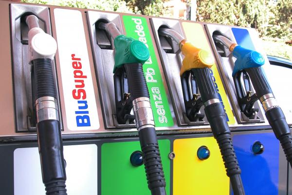 Petrolio: in calo a Ny a 59,24 dollari