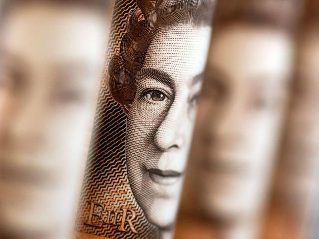 Goldman Sachs Says British Pound Is Among Favorite 2020 Picks