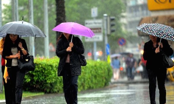 © EborsaHaber. Pazar Günü Şiddetli ve Yer Yer Aşırı Yağış Bekleniyor