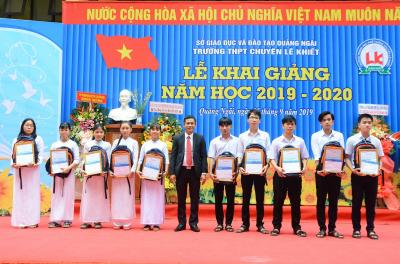 3,559 suất học bổng Sacombank đồng hành cùng học sinh, sinh viên toàn quốc năm 2019