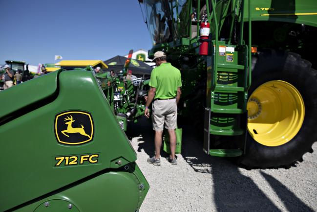 Deere Outlook Dissappoints as Trade War Keeps Farmers Frugal