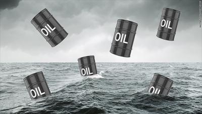 Vì đâu giá dầu đột ngột lao dốc 9% trong 1 tuần?