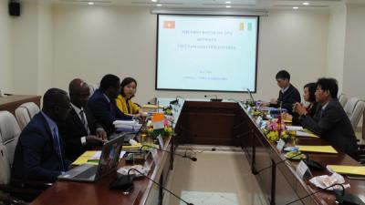 Việt Nam - Bờ Biển Ngà hoàn tất vòng 1 Hiệp định tránh đánh thuế hai lần