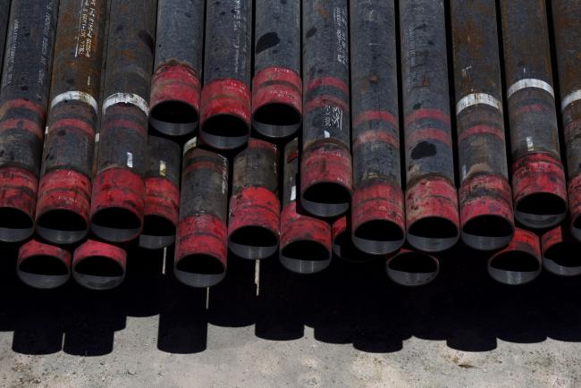 Oil’s Drop to 8-Week Low Tempered by WHO Decision, Stock Draw