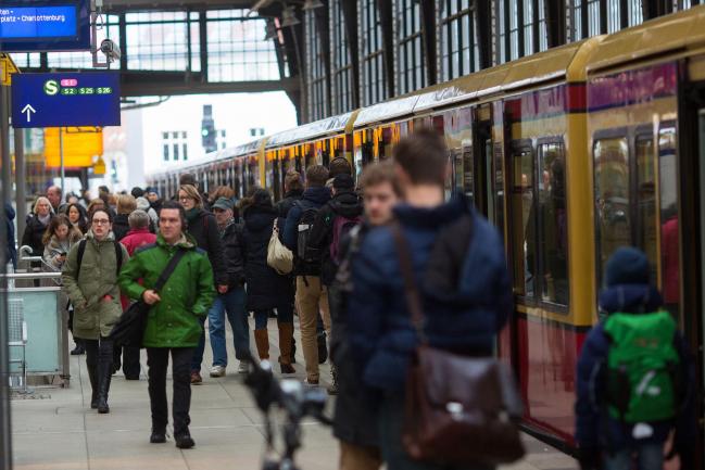 German Investors Grow More Optimistic After Trade Tensions Ease