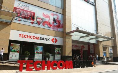 HOSE yêu cầu Techcombank nhanh chóng hoàn chỉnh hồ sơ niêm yết