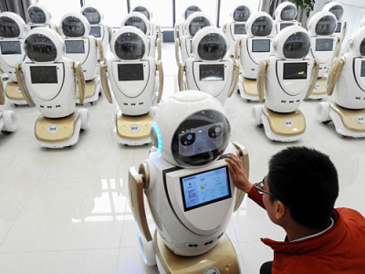 OECD: 'Một nửa việc làm sẽ biến mất và thay thế bằng robot'