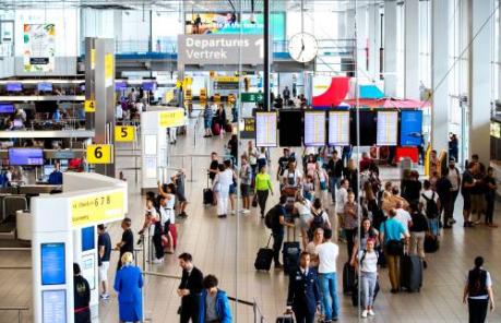 Schiphol rolt nieuw mobiel netwerk uit