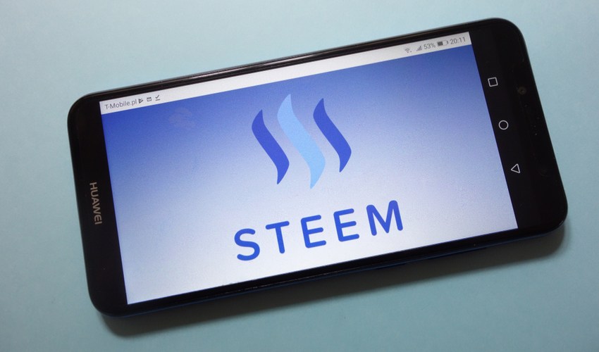 STEEM: L’annonce d’une restructuration de l’entreprise n’arrive pas a arreter le saignement