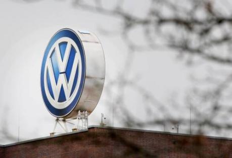 'VW zet vaart achter beursplan truckdivisie'