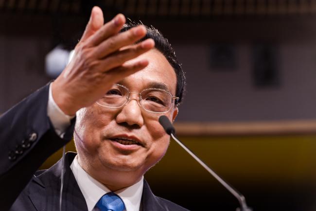 © Bloomberg. Li Keqiang, China's premier, gestures while speaking during a news conference at of the EU-China summit at the Europa building in Brussels, Belgium, on Tuesday, April 9, 2019. The EU and China managed to agree on a joint statement for Tuesday’s summit in Brussels, papering over divisions on trade in a bid to present a common front to U.S. President Donald Trump, EU officials said. Photographer: Geert Vanden Wijngaert/Bloomberg