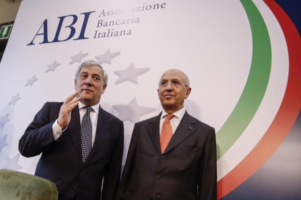 © Ansa. Banche: Tajani,no interferenze burocrati