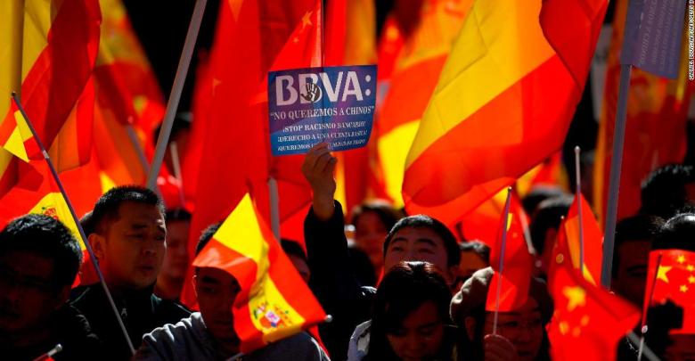 스페인 BBVA 중국 계좌 동결로 시위 '역풍'…앤소니 폼플리아노 "비트코인 도입 도와주는 꼴"